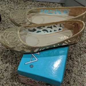 Gold dress shoes- slip on flats